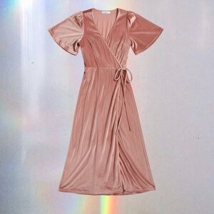 ✨BALTIC BORN✨ Meghan Velvet Wrap Dress Size :: M